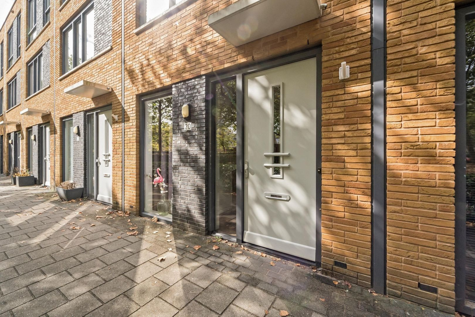 Tussenwoning te koop: Glenn Millerstraat 20, Delft