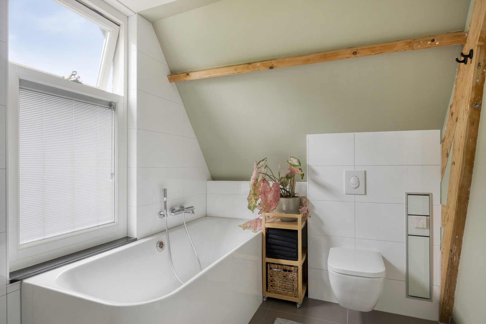Vrijstaande woning te koop: Delfgauwseweg 172, Delft