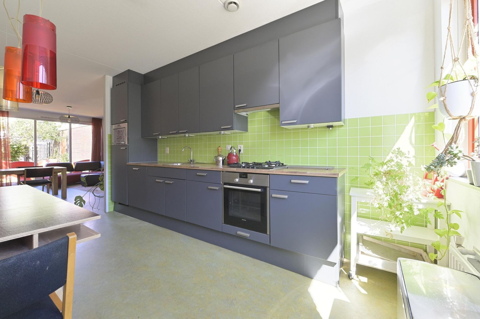Tussenwoning te koop: Prof. Bosschastraat 27, Delft