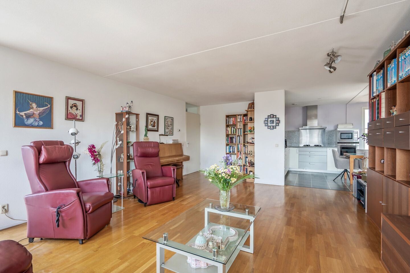 Appartement te koop: Machteld van Meterenlaan 37, Delft