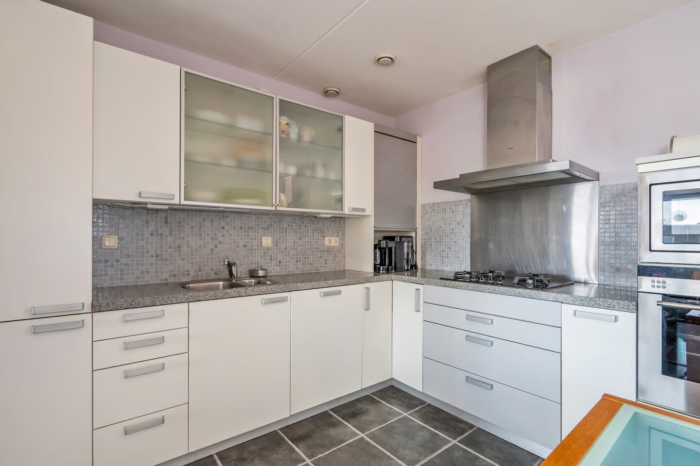 Appartement te koop: Machteld van Meterenlaan 37, Delft