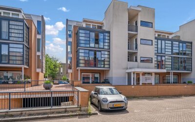 Machteld van Meterenlaan 37