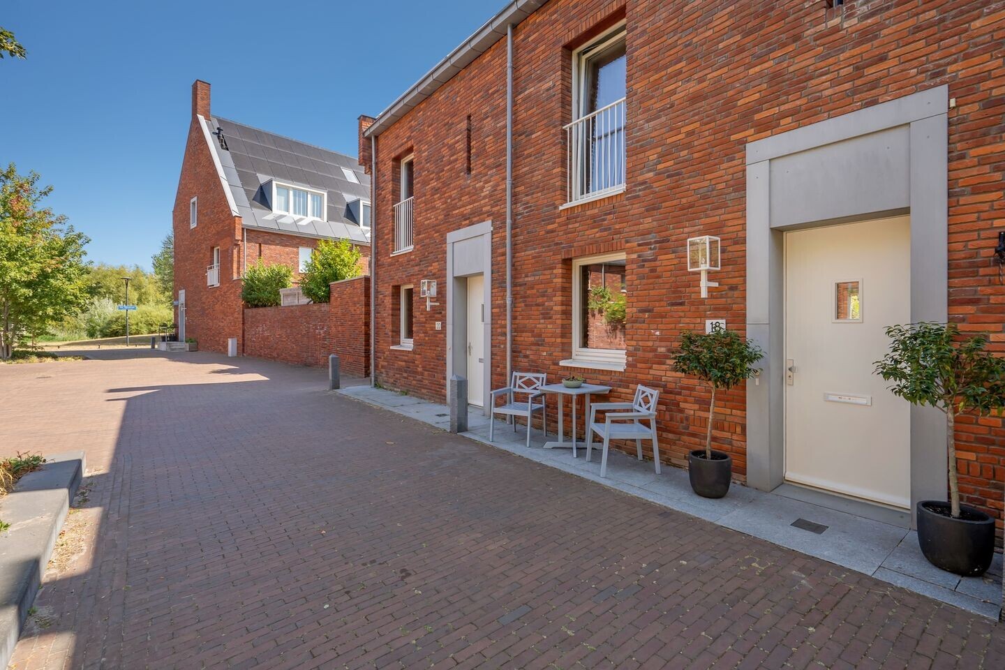 Tussenwoning te koop: Kersbergenstraat 18, Delft