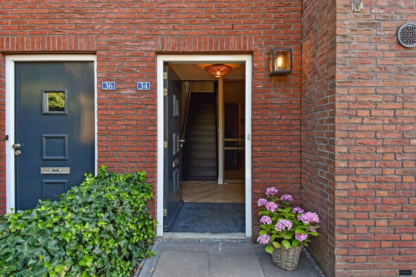 Tussenwoning te koop: Kerkweg 34, Nootdorp