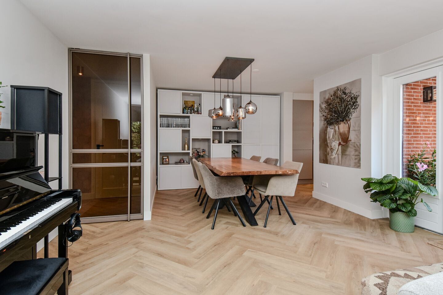 Tussenwoning te koop: Kerkweg 34, Nootdorp