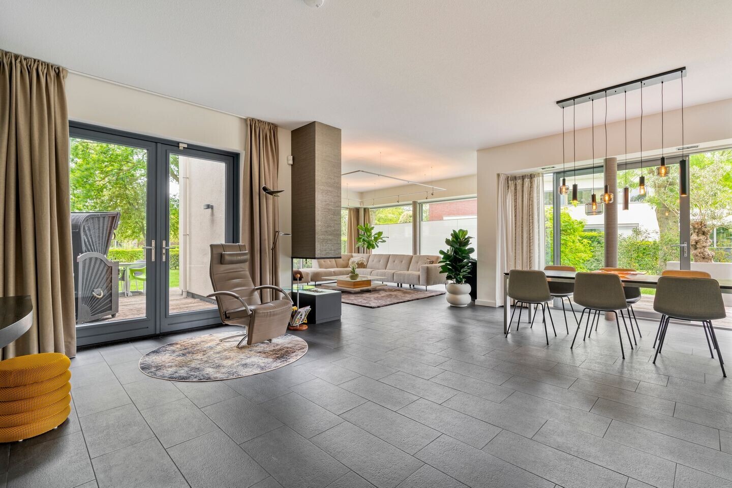 Twee-onder-één-kap te koop: Kooikerlaan 8, Nootdorp