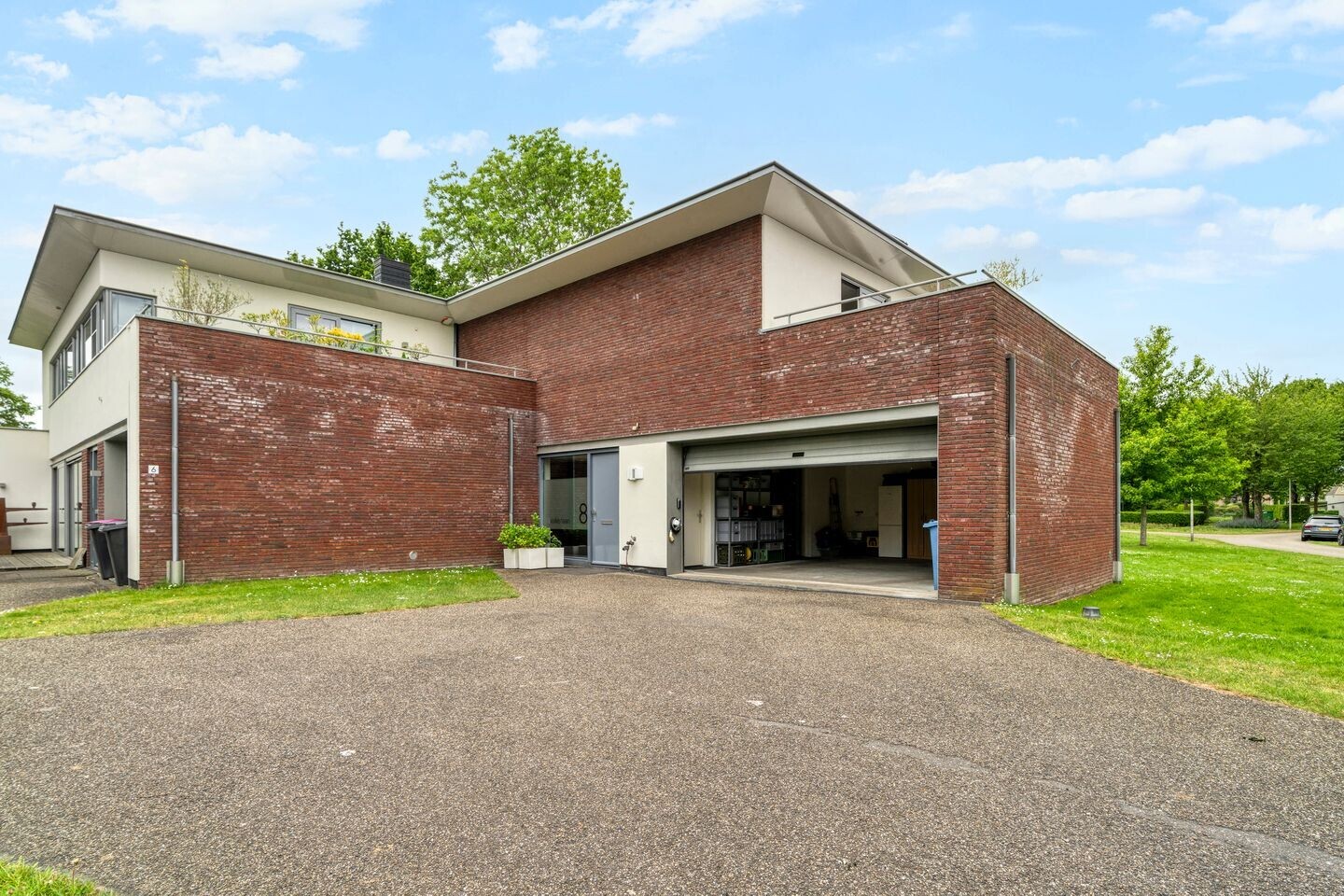 Twee-onder-één-kap te koop: Kooikerlaan 8, Nootdorp
