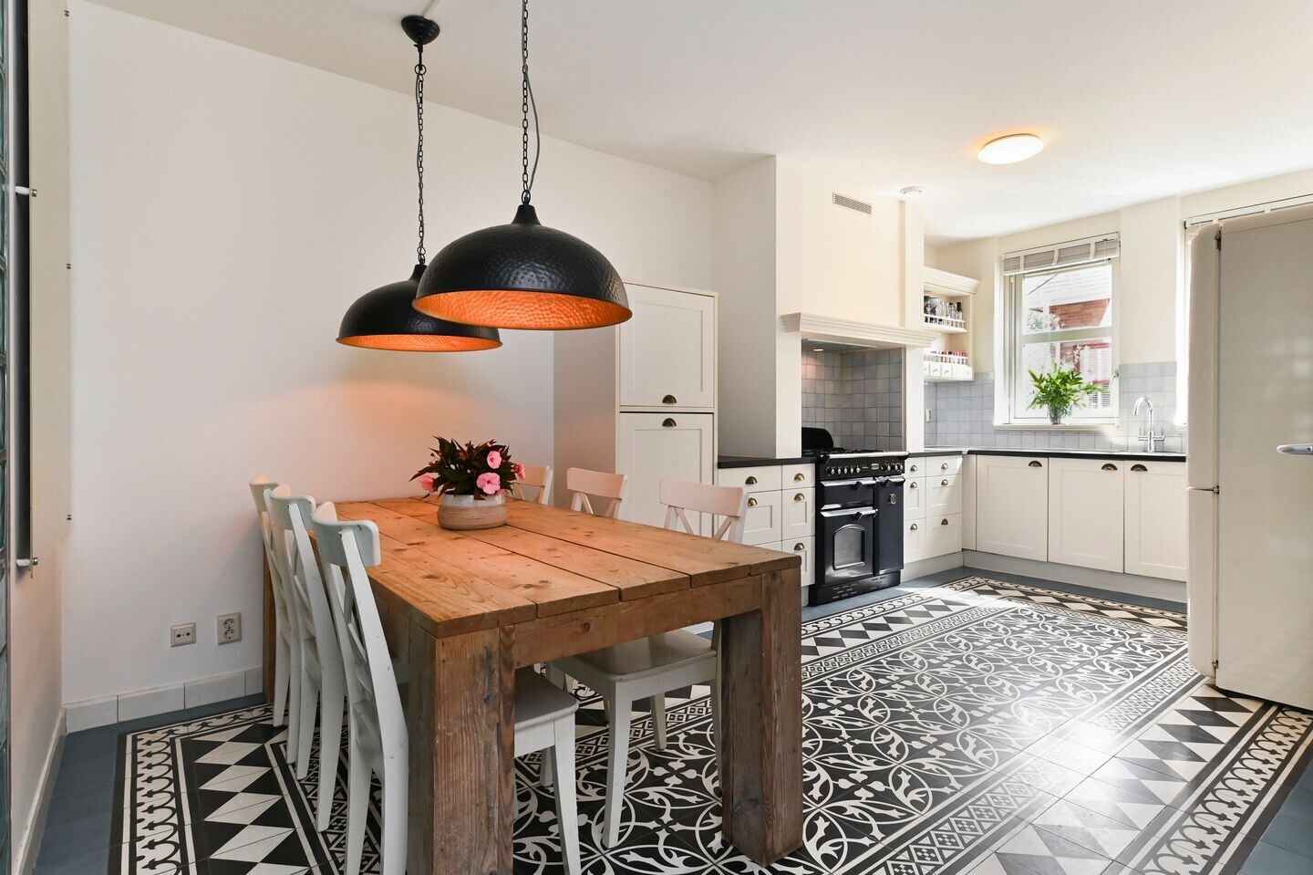 Tussenwoning te koop: Hof van Duivenvoorde 9, Nootdorp