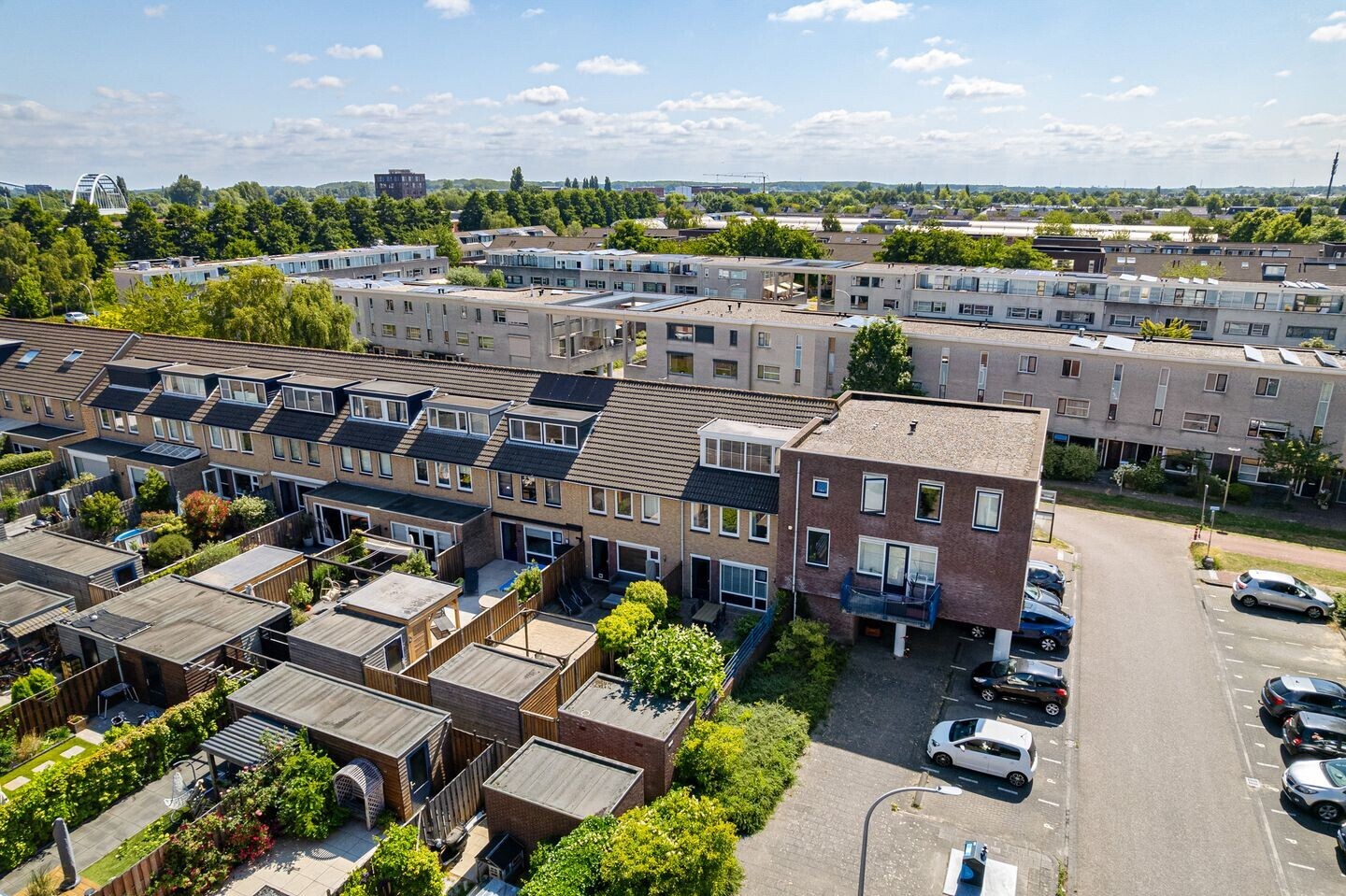 Tussenwoning te koop: Veenkamp 42, Nootdorp