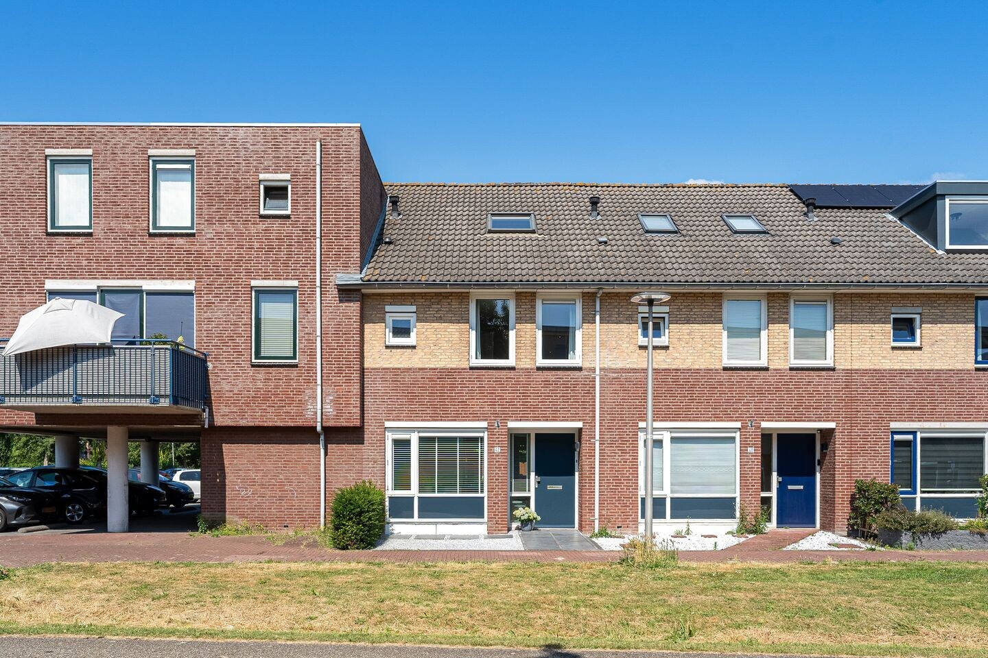 Tussenwoning te koop: Veenkamp 42, Nootdorp