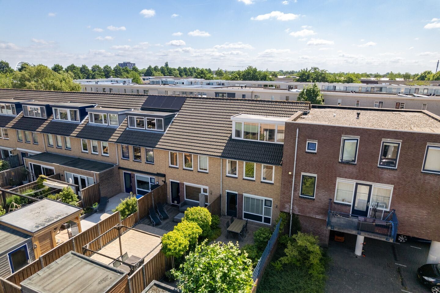 Tussenwoning te koop: Veenkamp 42, Nootdorp