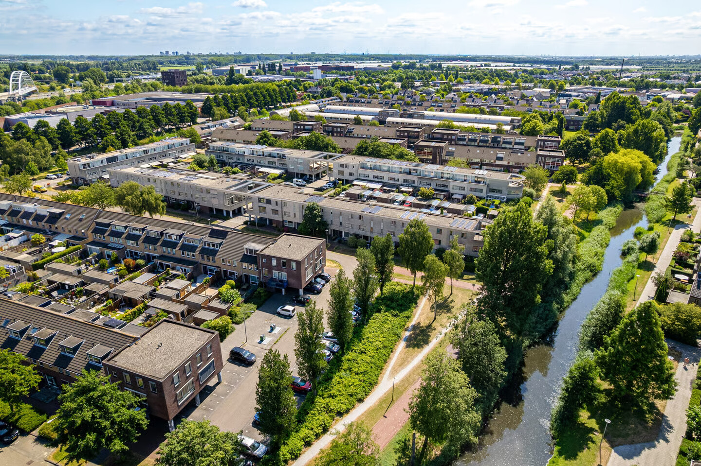Tussenwoning te koop: Veenkamp 42, Nootdorp