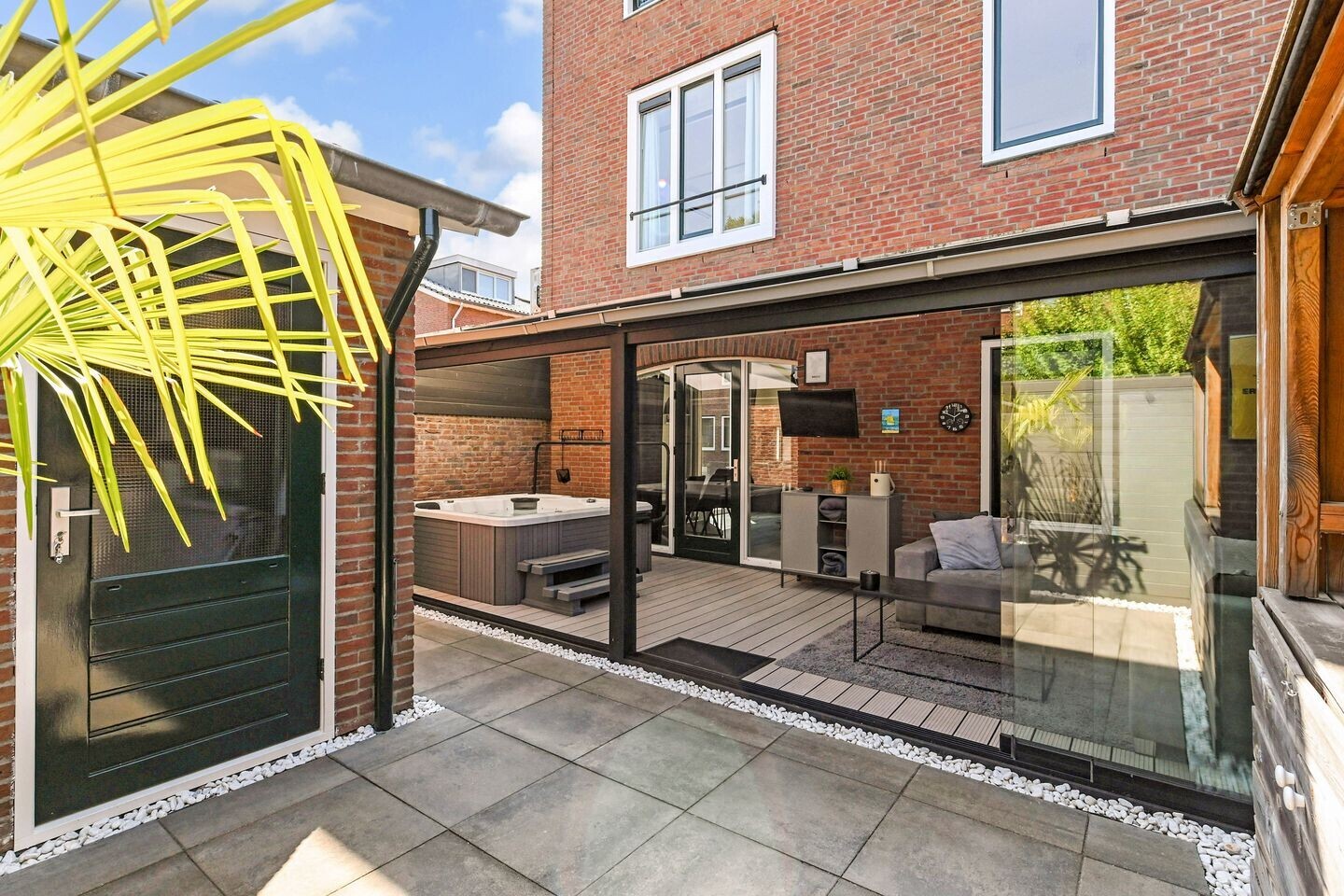 Hoekwoning te koop: Neogotiekhof 25, Nootdorp