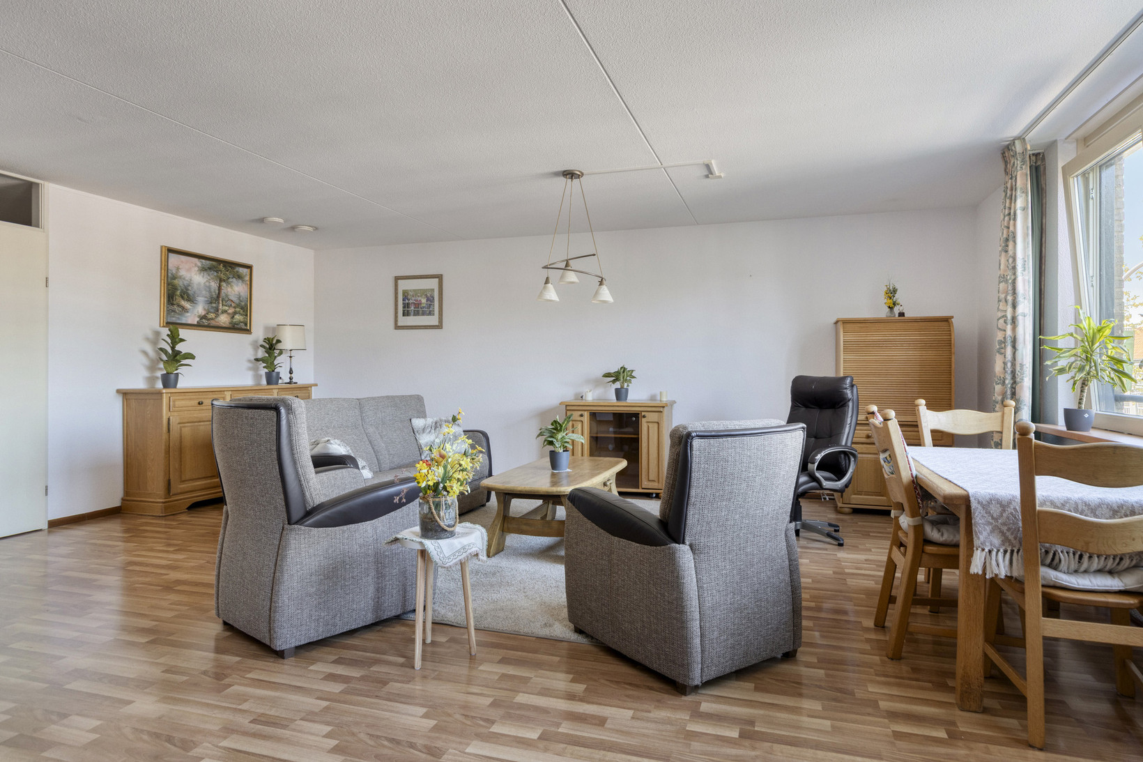 Appartement te koop: Oostlaan 92, Pijnacker