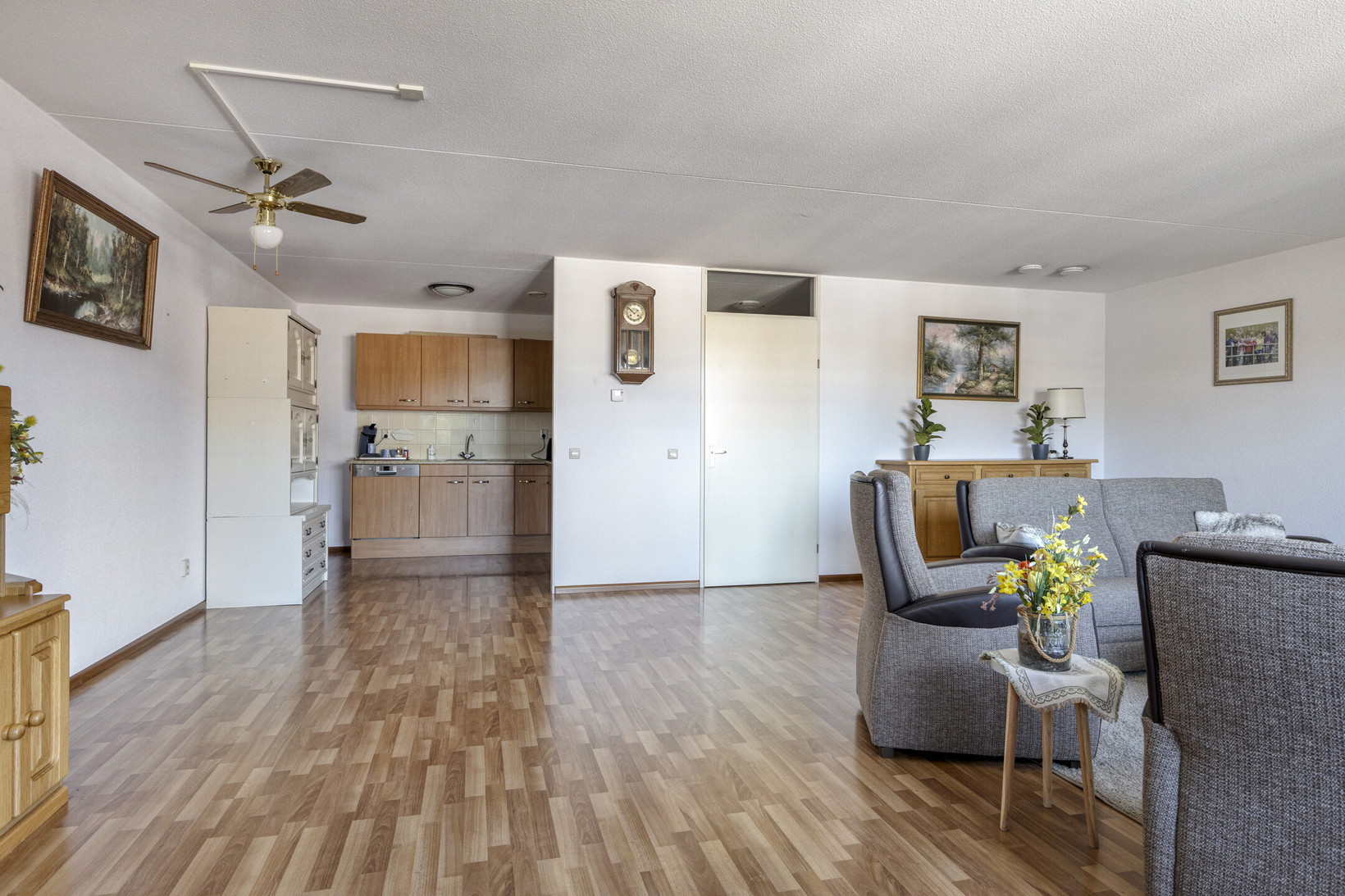 Appartement te koop: Oostlaan 92, Pijnacker