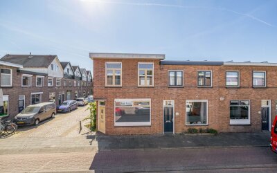 Emmastraat 38