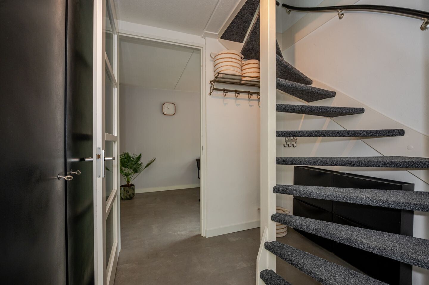 Hoekwoning te koop: Koninginnehof 12, Pijnacker