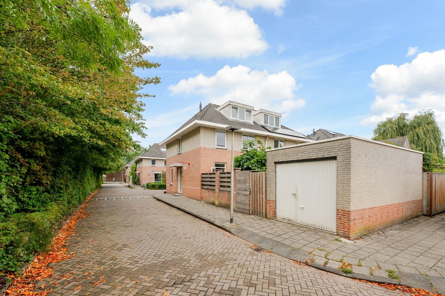 Hoekwoning te koop: Koninginnehof 12, Pijnacker