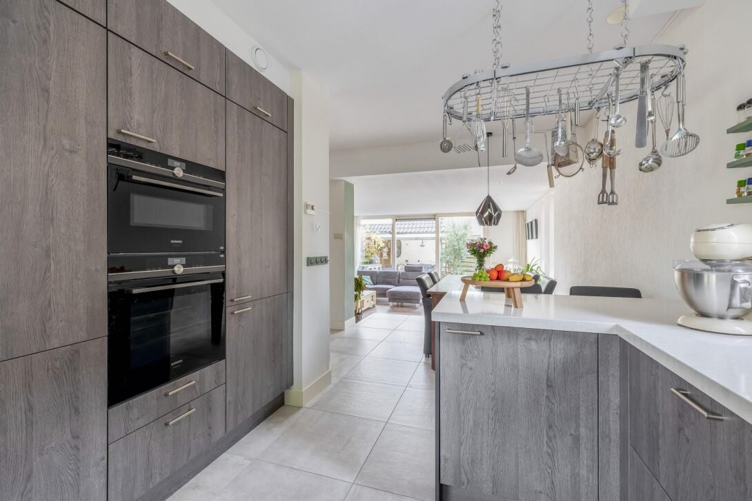 Hoekwoning te koop: rivierenlaan 98, Pijnacker
