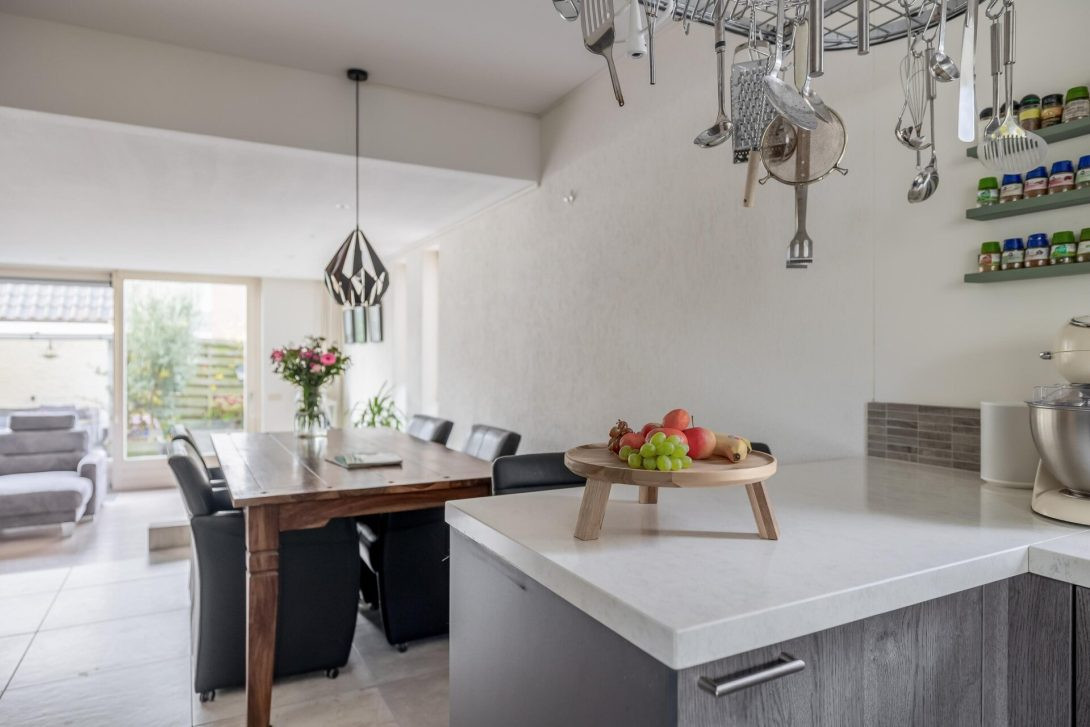 Hoekwoning te koop: rivierenlaan 98, Pijnacker