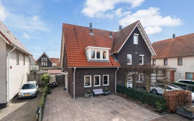 De Harnasch 16