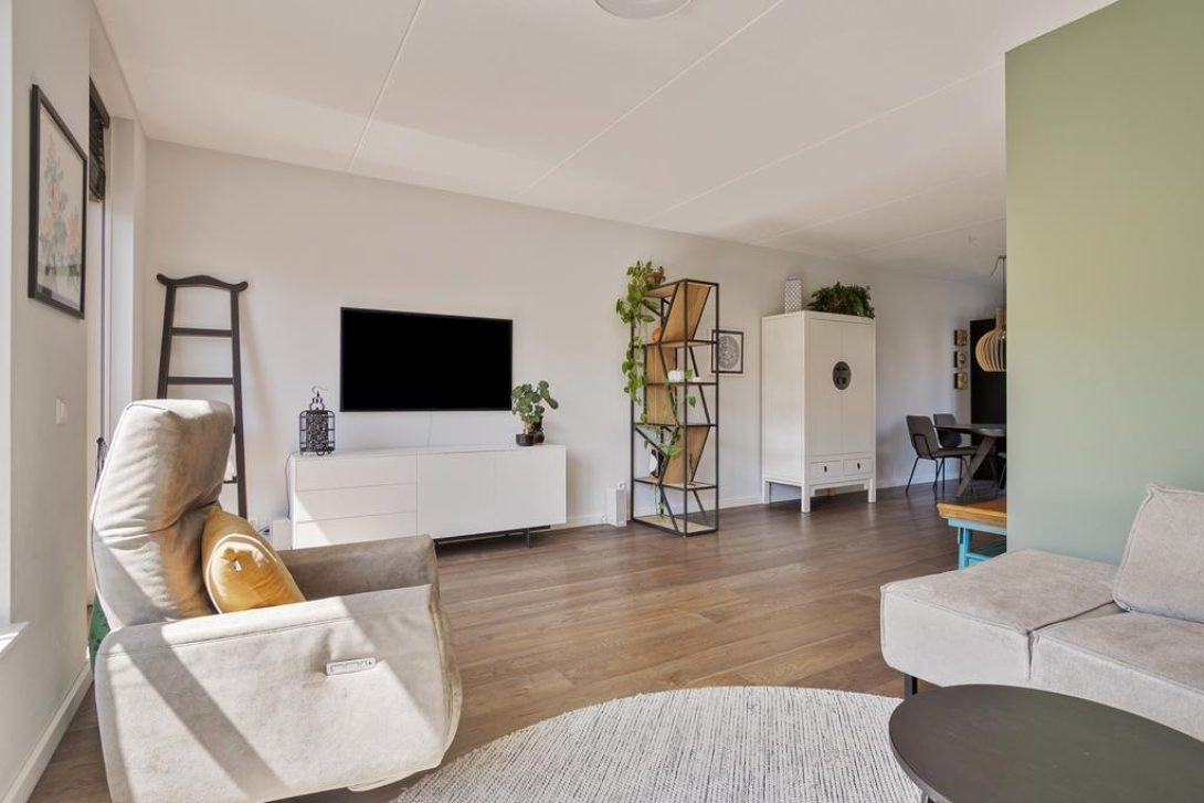 Tussenwoning te koop: Vinkenlande 25, Pijnacker