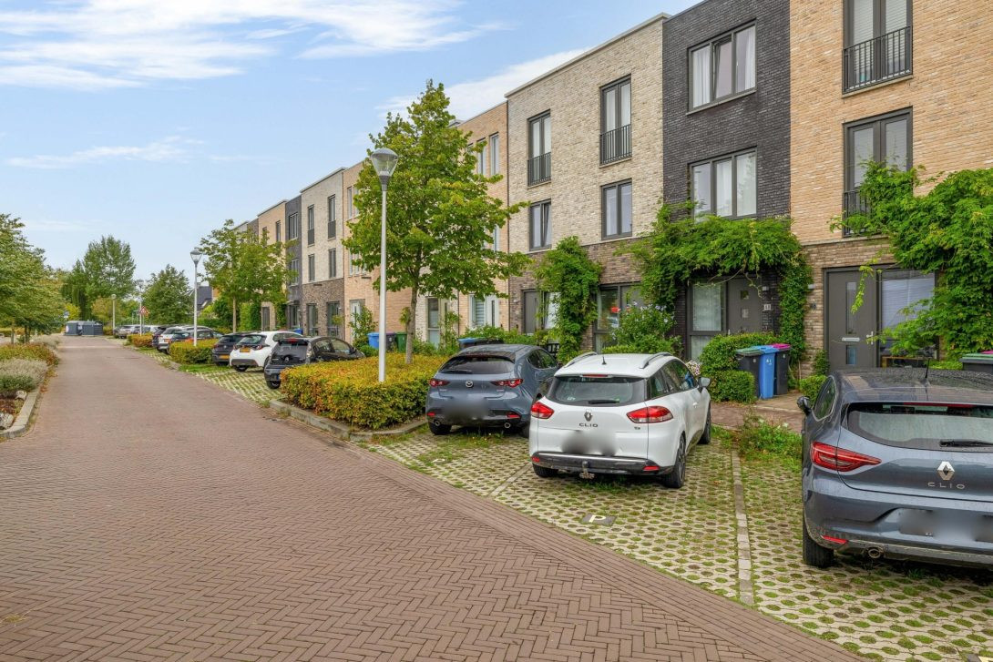 Tussenwoning te koop: Zilverreigerdreef 50, Pijnacker