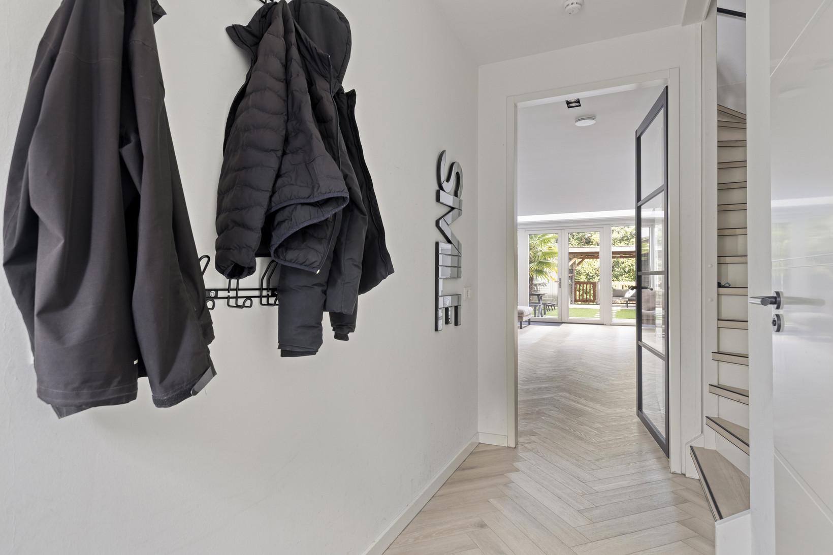 Tussenwoning te koop: Pijlstaart 4, Pijnacker
