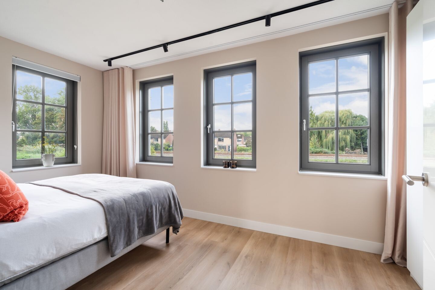 Hoekwoning te koop: Rosmolen 29, Pijnacker
