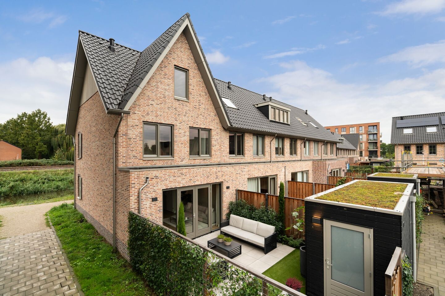 Hoekwoning te koop: Rosmolen 29, Pijnacker