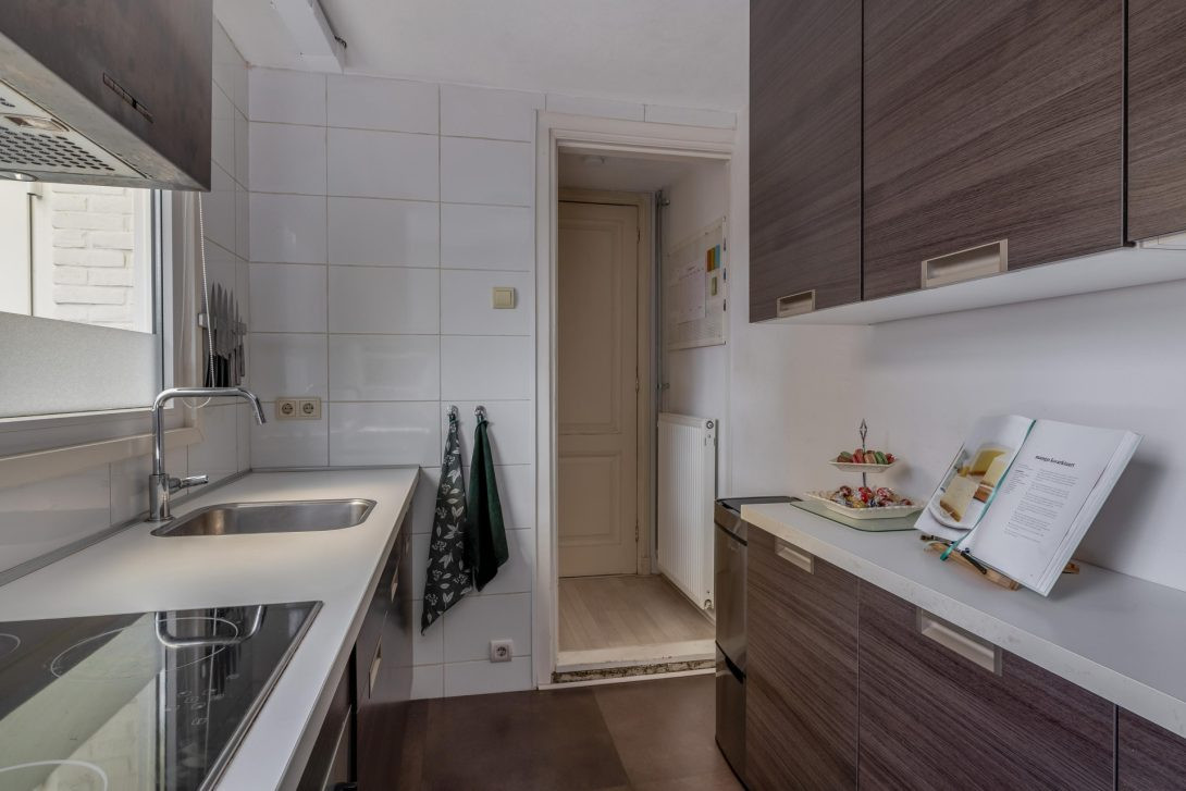 Hoekwoning te koop: Post van der Burgstraat 17, Delfgauw