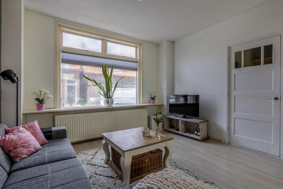 Hoekwoning te koop: Post van der Burgstraat 17, Delfgauw