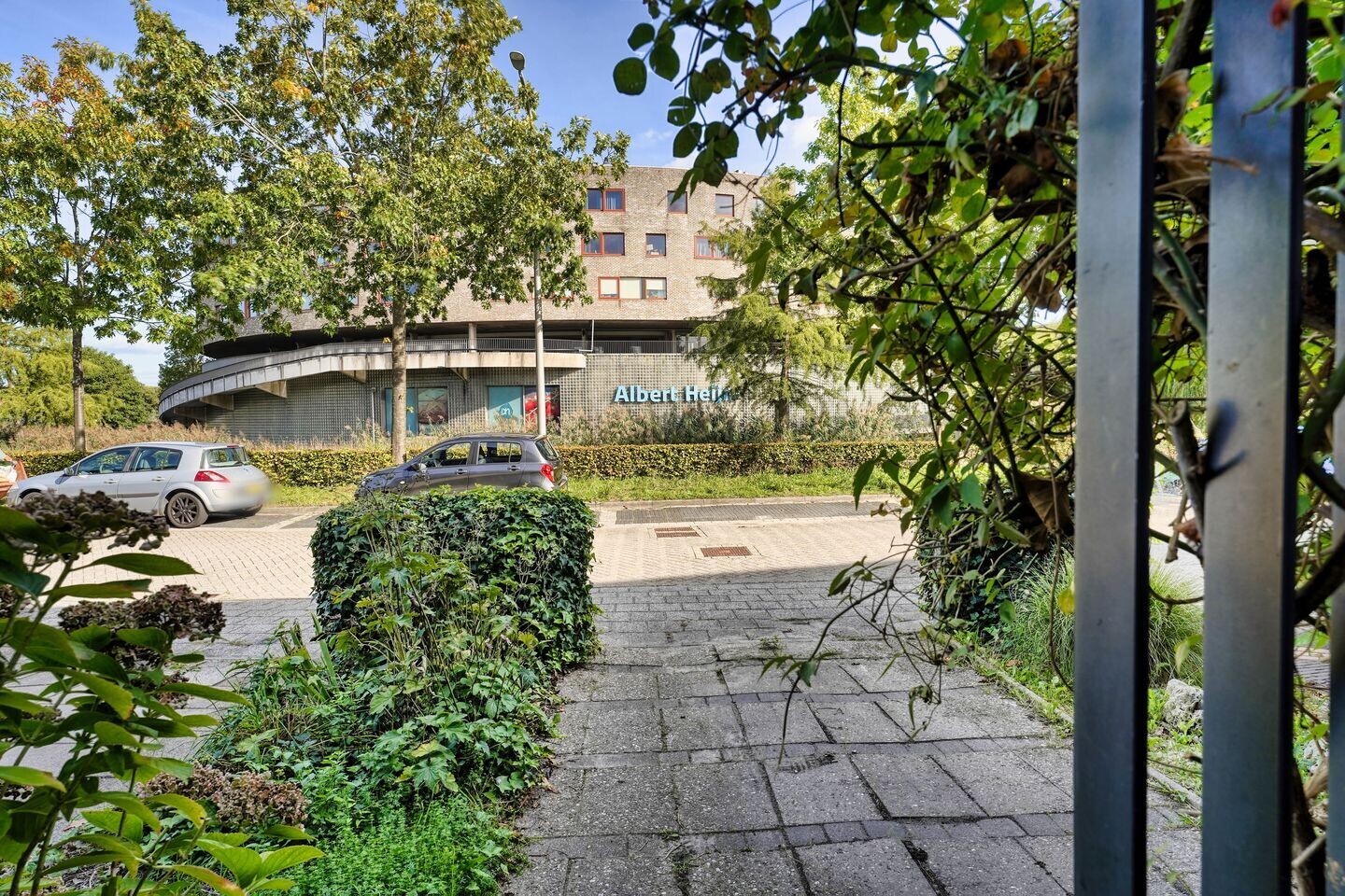Tussenwoning te koop: Laan der Zeven Linden 115, Delfgauw