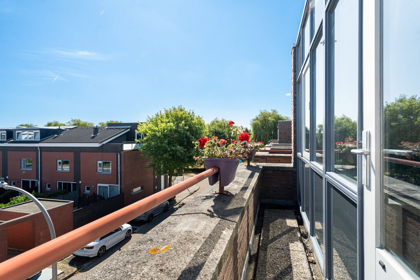 Tussenwoning te koop: Azijnmakerstraat 30, Delfgauw