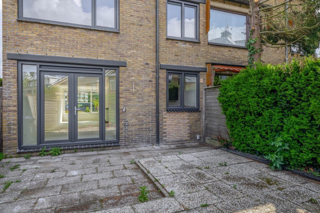 Twee-onder-één-kap te koop: Raadhuislaan 14, Berkel En Rodenrijs