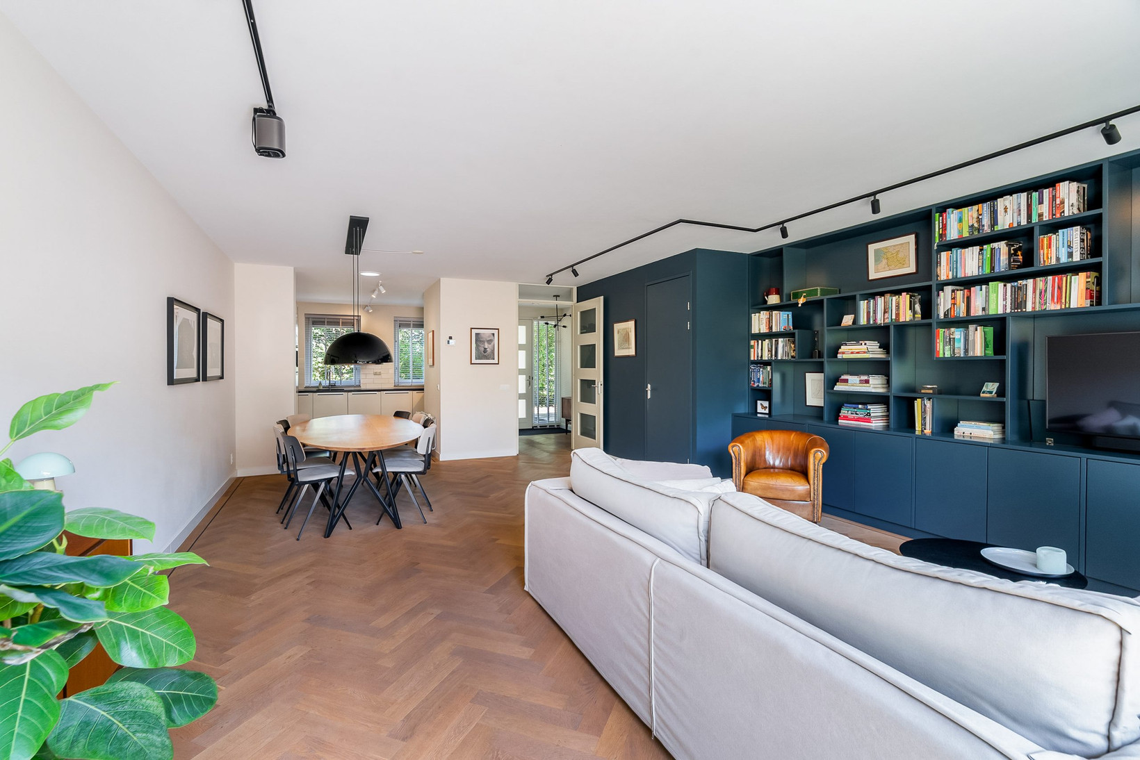 Tussenwoning te koop: Schoolpad 9, Berkel En Rodenrijs