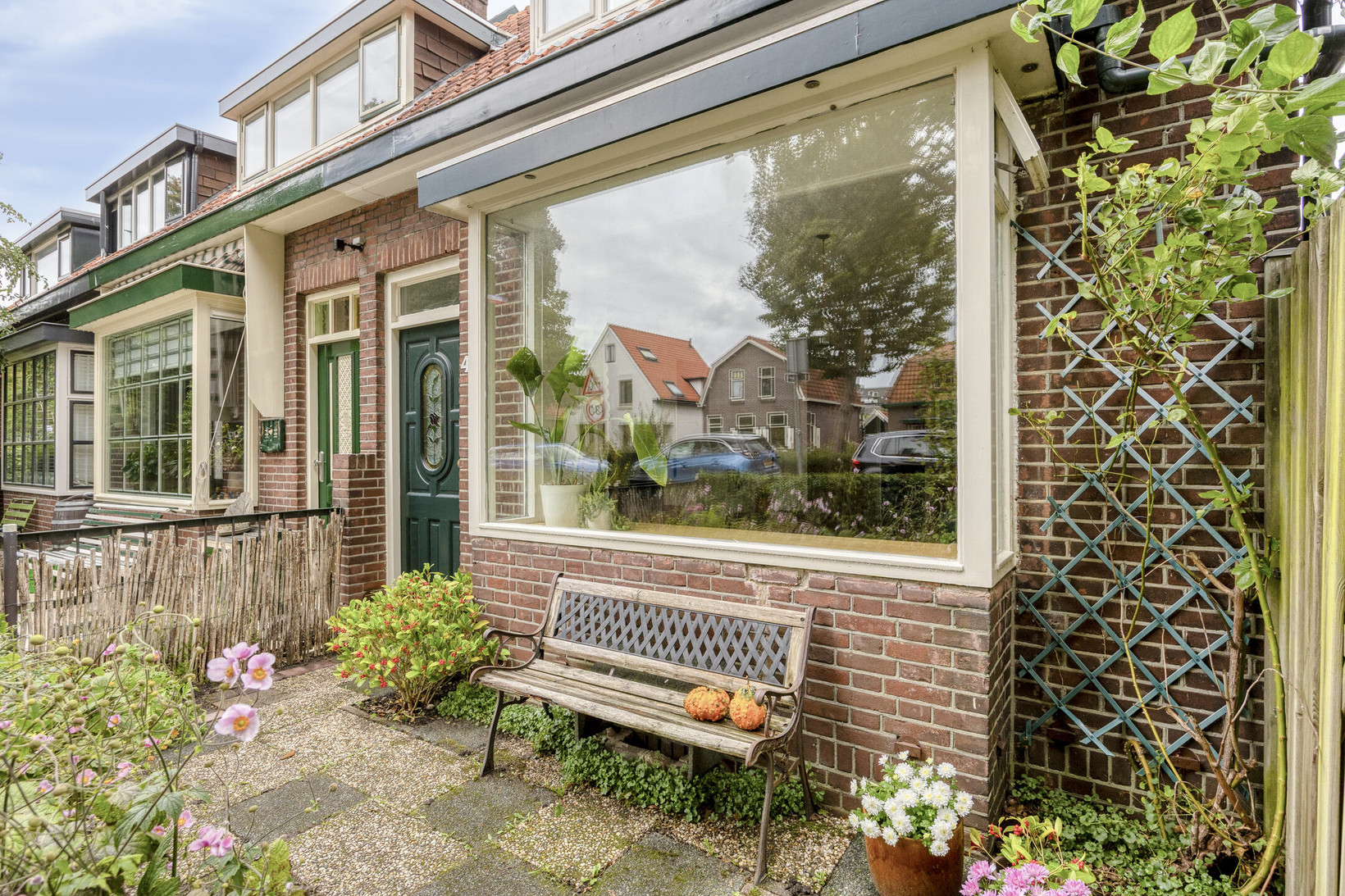 Hoekwoning te koop: Julianalaan 49, Bergschenhoek