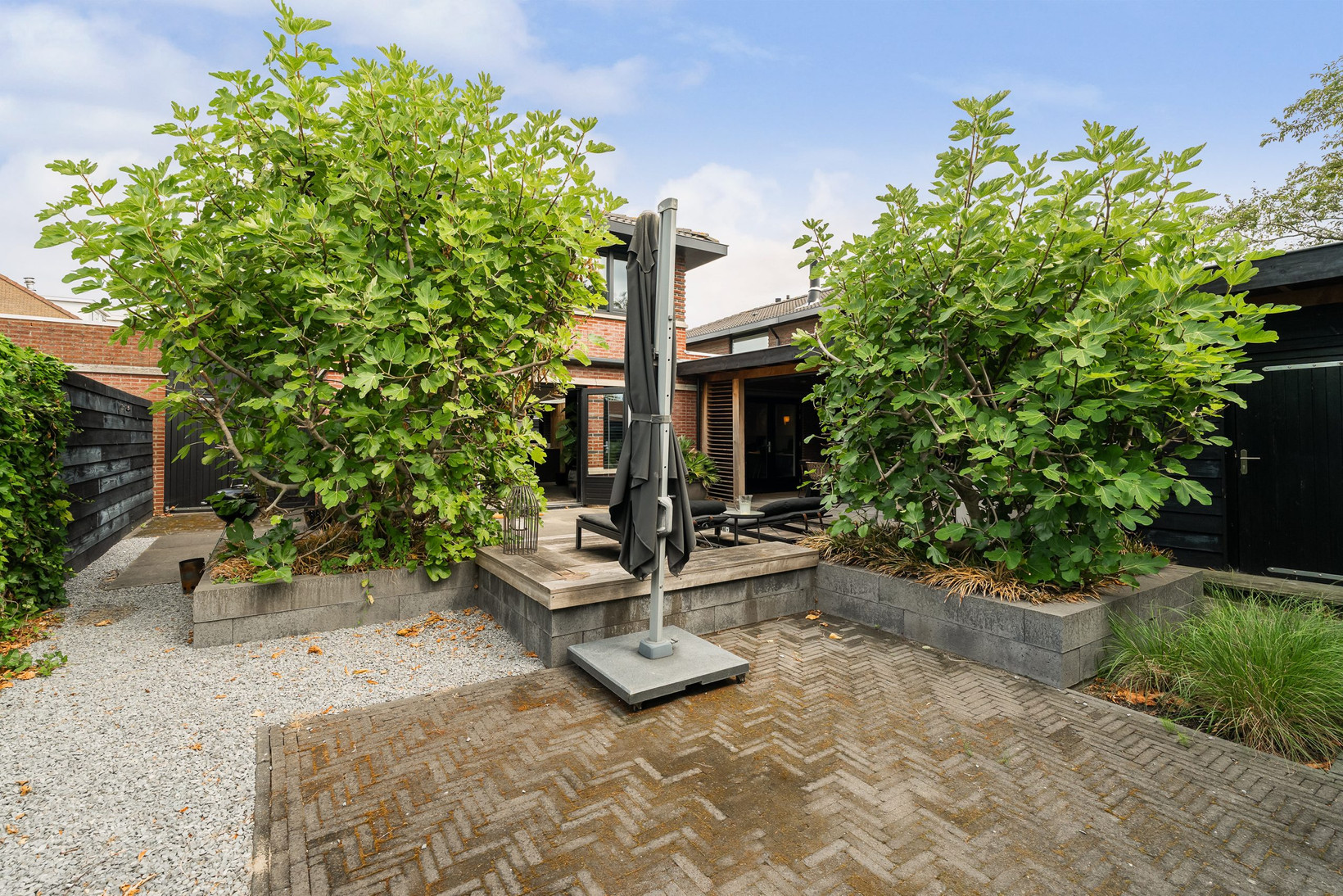 Tussenwoning te koop: Van Keulendreef 11, Bergschenhoek