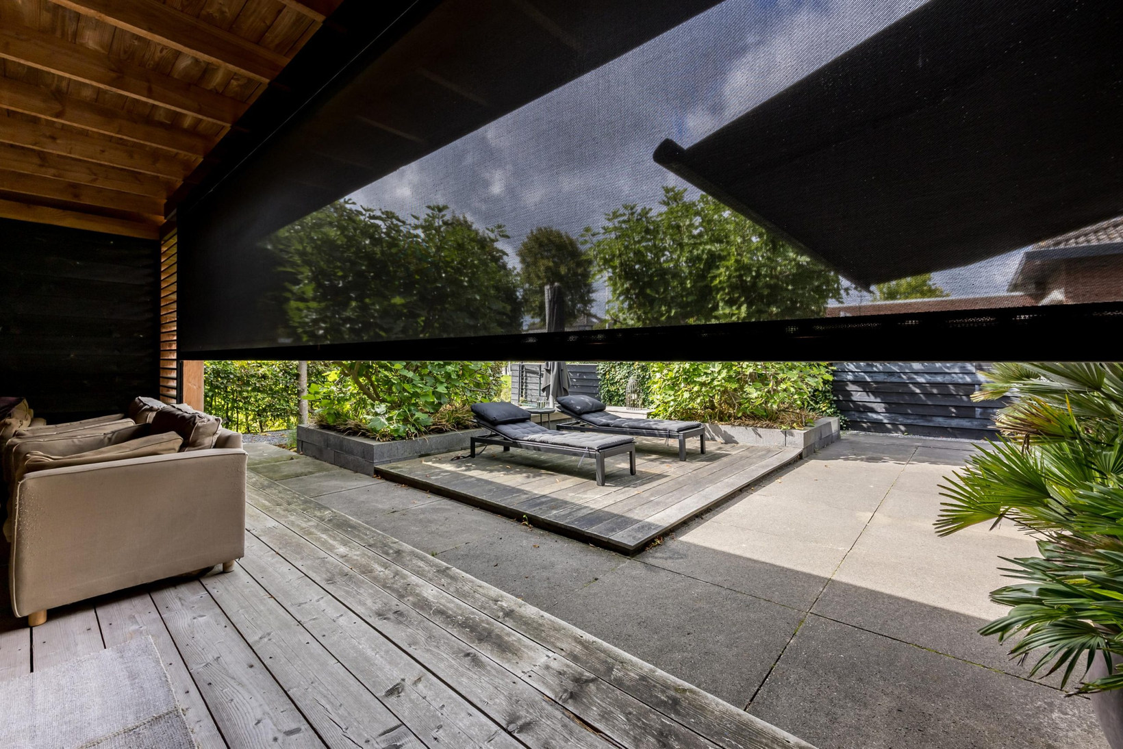 Tussenwoning te koop: Van Keulendreef 11, Bergschenhoek
