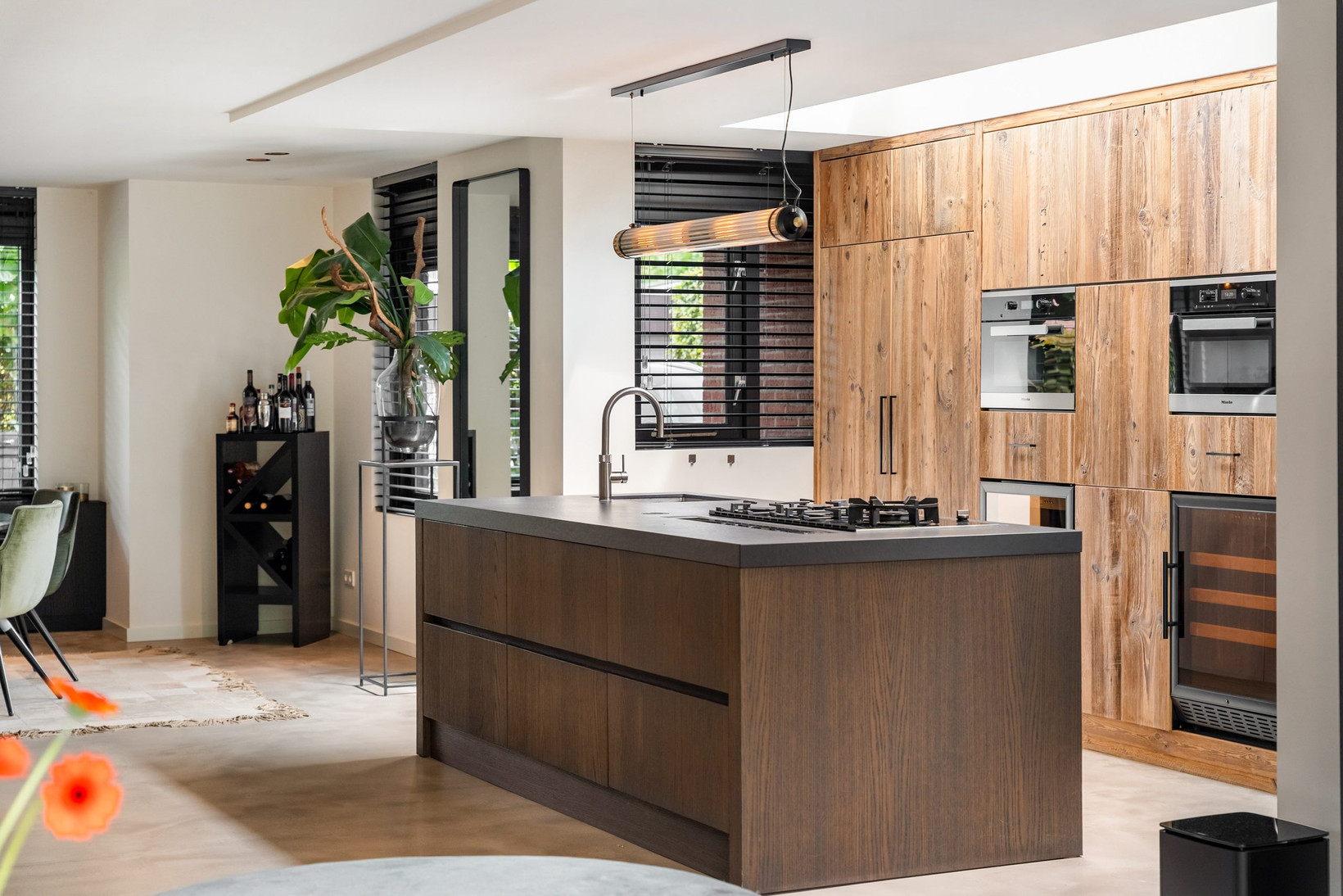 Tussenwoning te koop: Van Keulendreef 11, Bergschenhoek