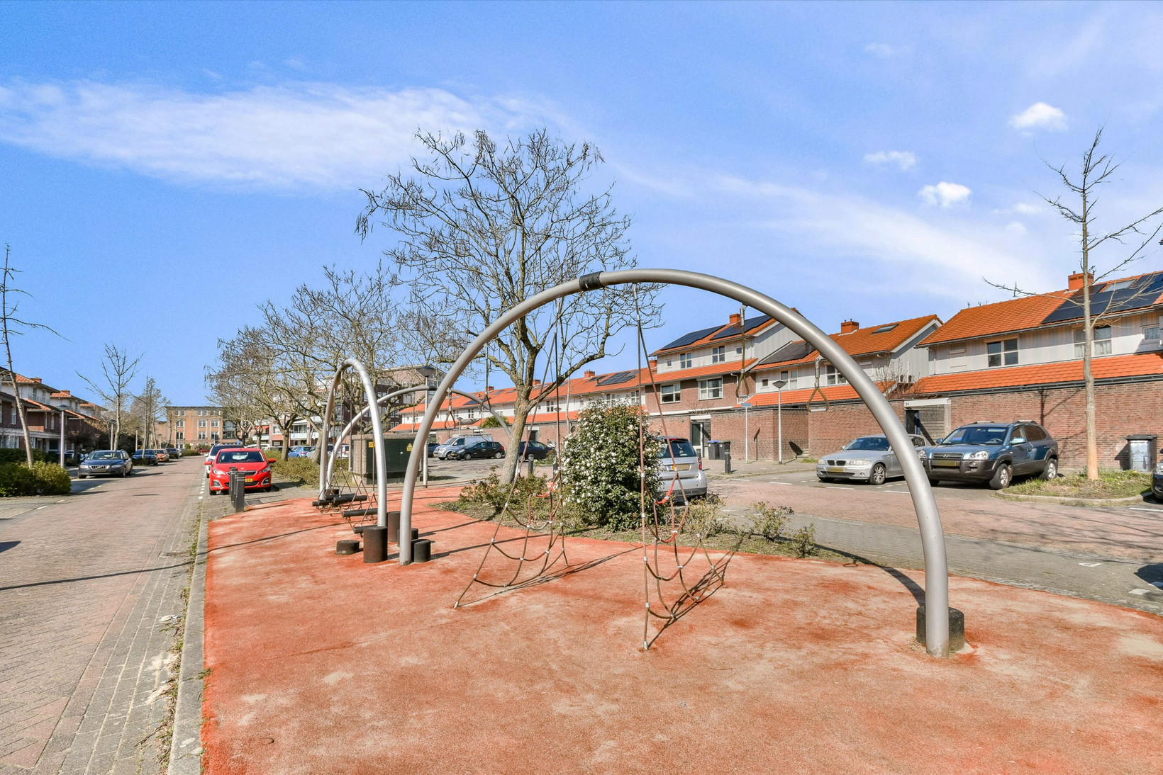 Tussenwoning te koop: Vierlinghweg 47, Bergschenhoek