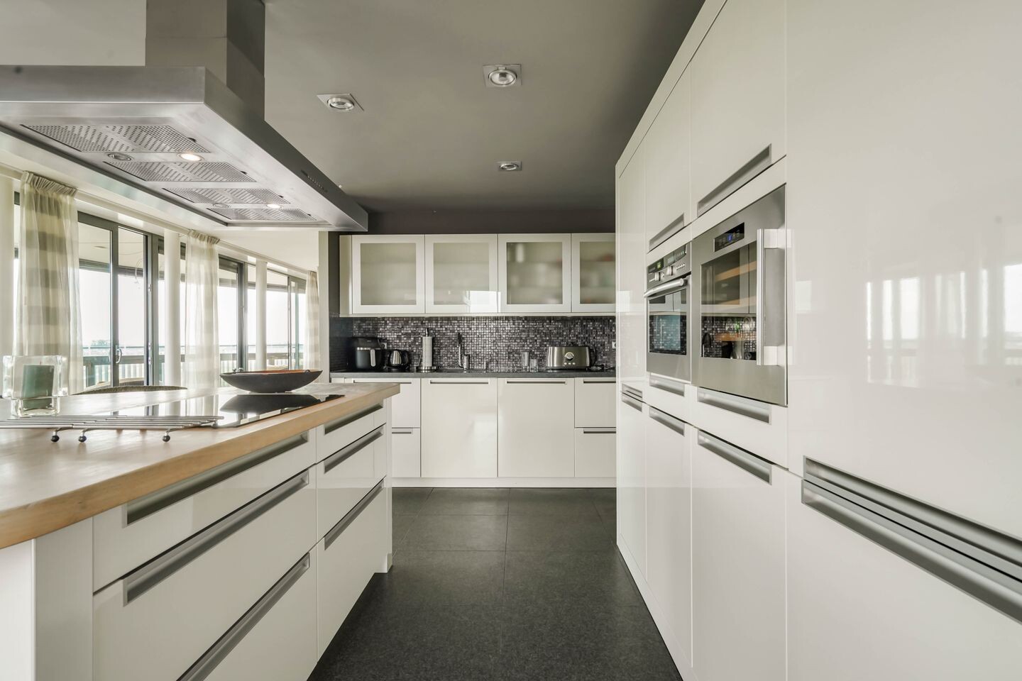 Appartement te koop: Anjertuin 45, Bergschenhoek