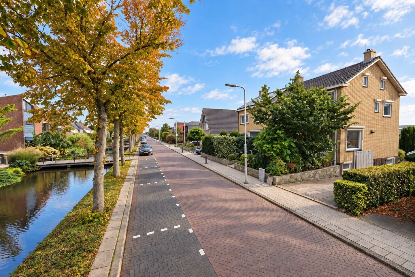 Twee-onder-één-kap te koop: Hoefweg 107, Bleiswijk