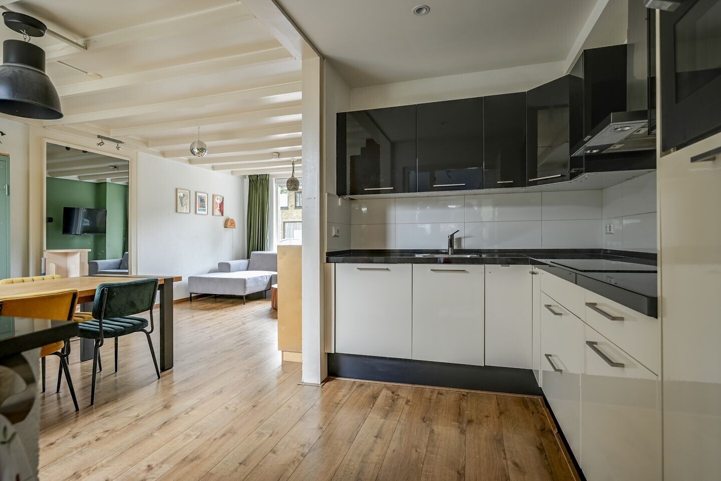 Tussenwoning te koop: Beatrixplein 8, Bleiswijk