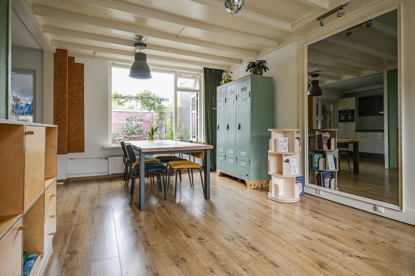 Tussenwoning te koop: Beatrixplein 8, Bleiswijk
