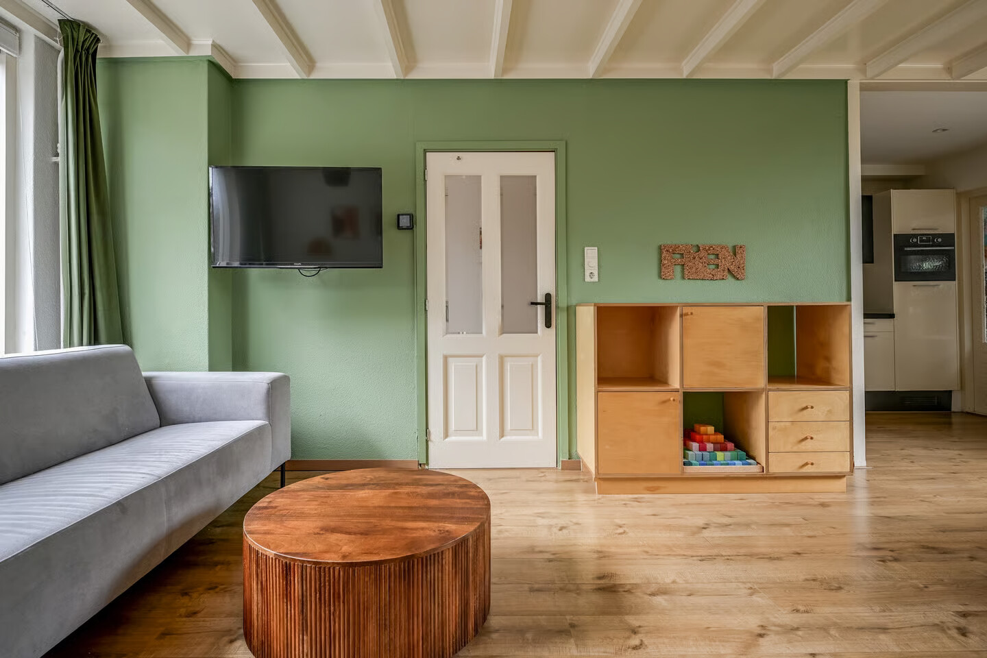 Tussenwoning te koop: Beatrixplein 8, Bleiswijk