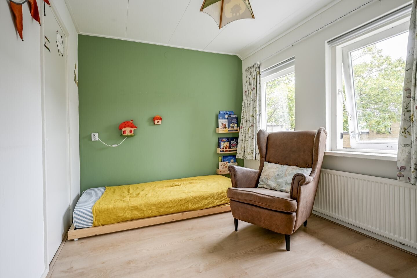 Tussenwoning te koop: Beatrixplein 8, Bleiswijk