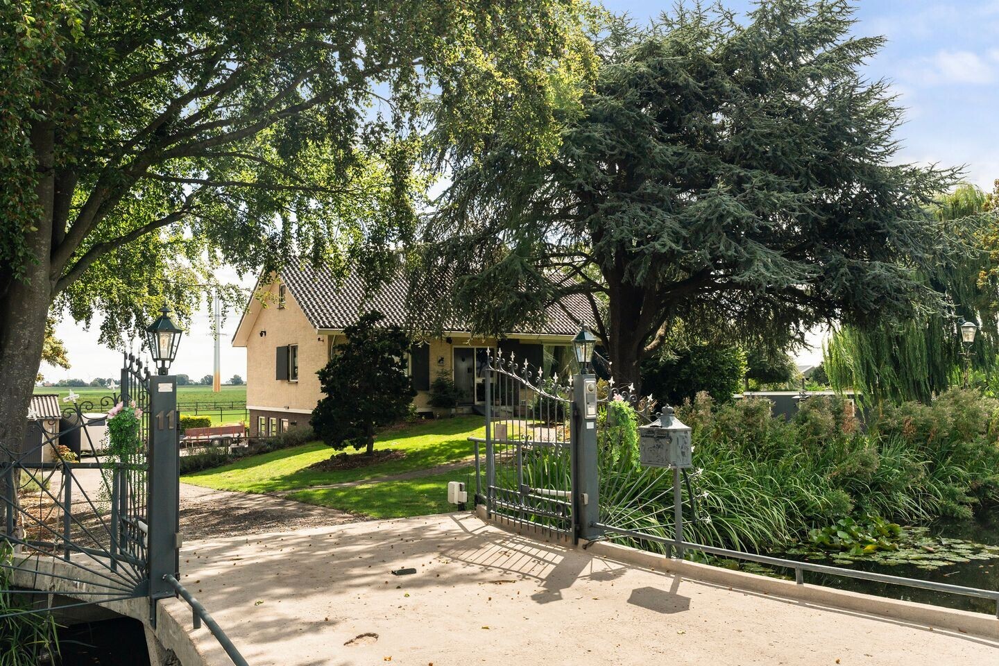 Vrijstaande woning te koop: Kruisweg 11, Bleiswijk