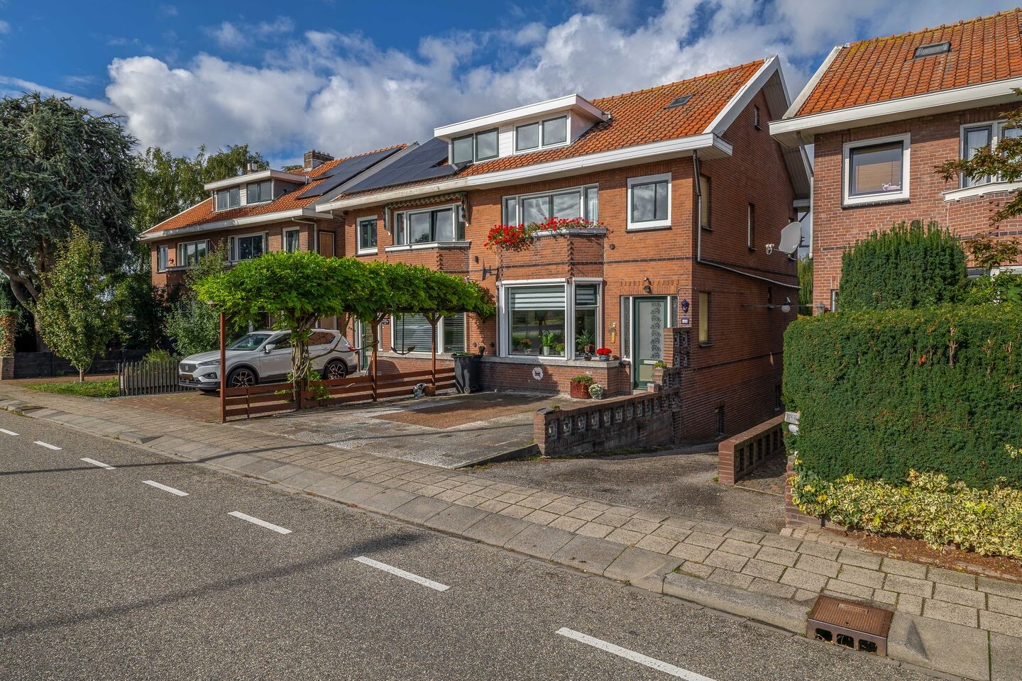 Twee-onder-één-kap te koop: Hoefweg 164, Bleiswijk