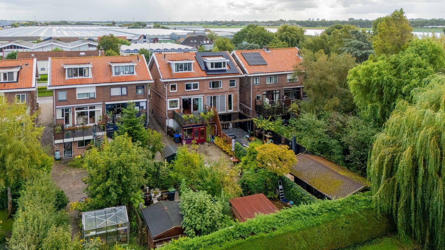 Twee-onder-één-kap te koop: Hoefweg 164, Bleiswijk